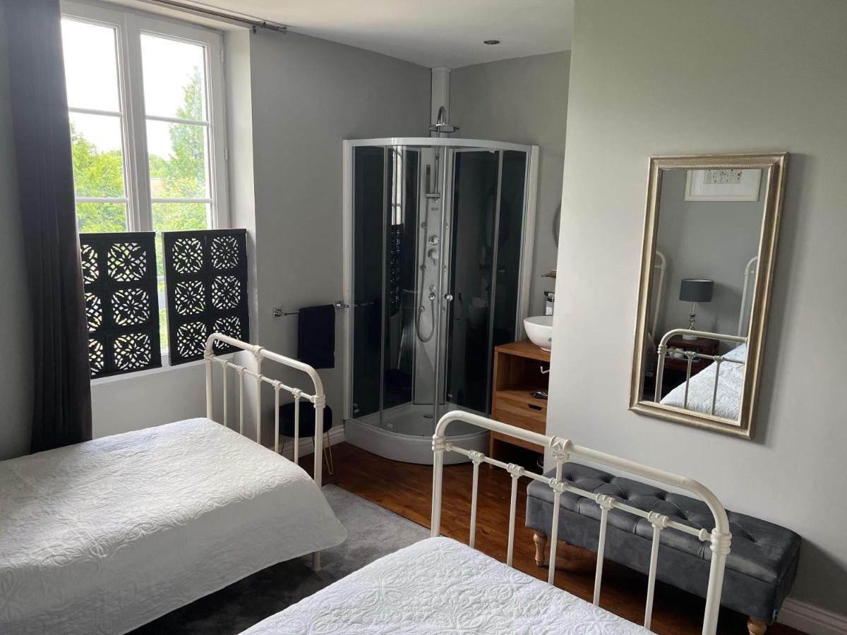Bed and Breakfast Le Relais D'Aulnay Aulnay  Exterior foto